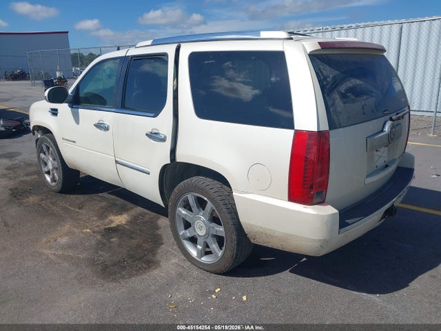 2007 Cadillac Escalade Standard მანქანა იყიდება აუქციონზე, vin: 1GYEC63877R417858, აუქციონის ნომერი: 45154254