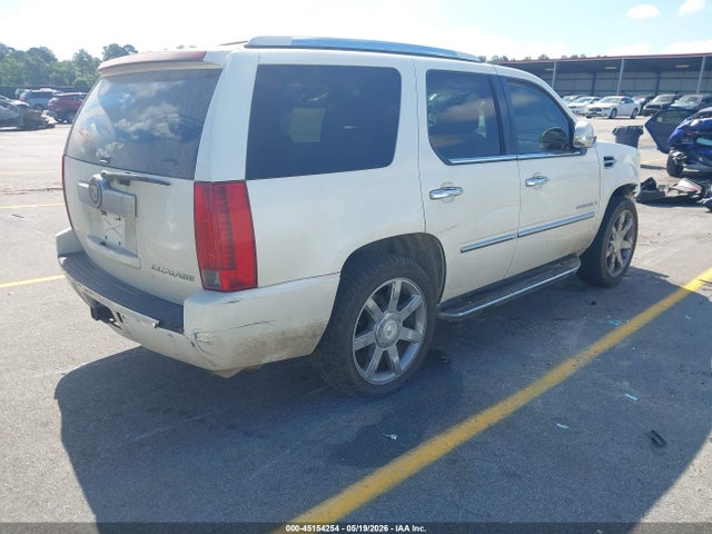 2007 Cadillac Escalade Standard მანქანა იყიდება აუქციონზე, vin: 1GYEC63877R417858, აუქციონის ნომერი: 45154254