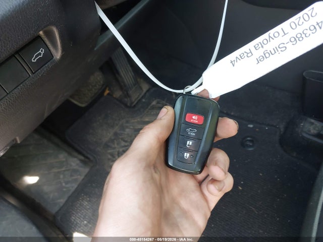 45154267 :رقم المزاد ، JTMP1RFV3LJ028523 vin ، 2020 Toyota Rav4 Xle مزاد بيع