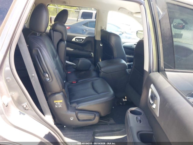 Nissan Pathfinder Sl 2017 5N1DR2MN2HC627054 Image 8