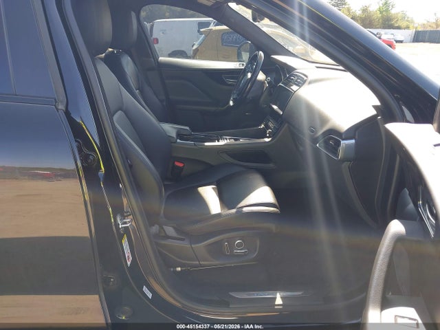 2020 Jaguar F-pace Premium P300 Awd Automatic მანქანა იყიდება აუქციონზე, vin: SADCJ2GXXLA627834, აუქციონის ნომერი: 45154337