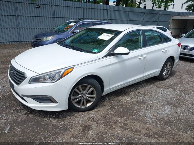 Продажа на аукционе авто 2015 Hyundai Sonata Se, vin: 5NPE24AF3FH043186, номер лота: 45154388