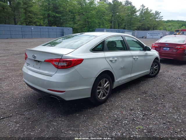 Продажа на аукционе авто 2015 Hyundai Sonata Se, vin: 5NPE24AF3FH043186, номер лота: 45154388