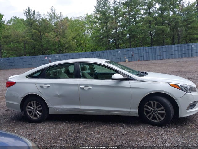 Продажа на аукционе авто 2015 Hyundai Sonata Se, vin: 5NPE24AF3FH043186, номер лота: 45154388