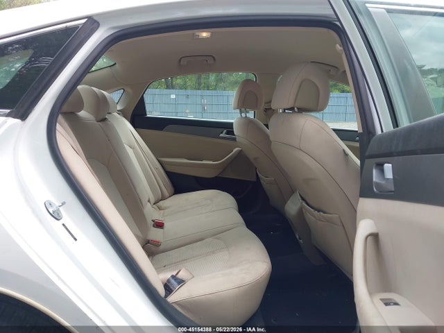 Продажа на аукционе авто 2015 Hyundai Sonata Se, vin: 5NPE24AF3FH043186, номер лота: 45154388