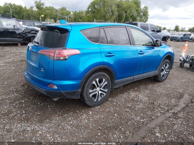 JTMBFREV1JJ206617 Toyota RAV4 LE
