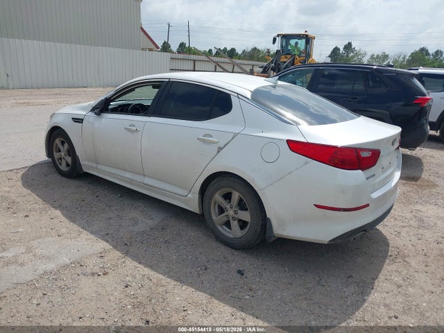 Auction sale of the 2015 Kia Optima Lx, vin: KNAGM4A7XF5611443, lot number: 45154418
