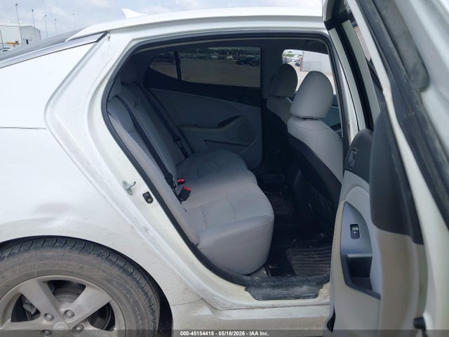 Auction sale of the 2015 Kia Optima Lx, vin: KNAGM4A7XF5611443, lot number: 45154418