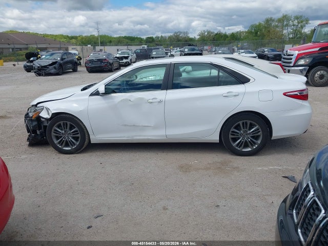 45154433 :رقم المزاد ، 4T1BF1FK3HU314716 vin ، 2017 Toyota Camry Se مزاد بيع