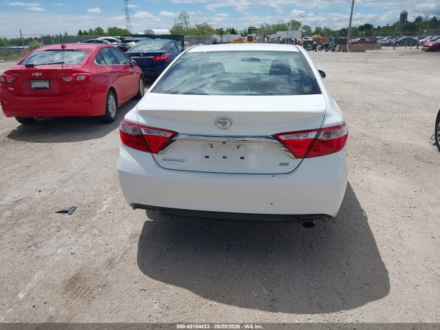 45154433 :رقم المزاد ، 4T1BF1FK3HU314716 vin ، 2017 Toyota Camry Se مزاد بيع