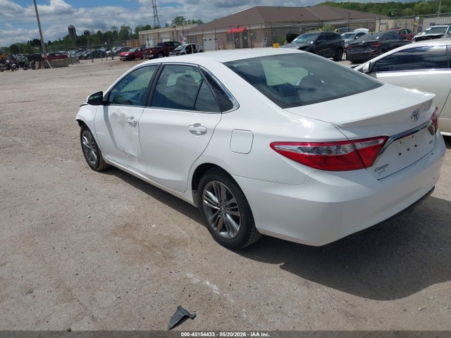 45154433 :رقم المزاد ، 4T1BF1FK3HU314716 vin ، 2017 Toyota Camry Se مزاد بيع