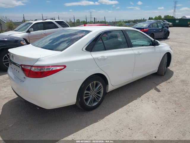 45154433 :رقم المزاد ، 4T1BF1FK3HU314716 vin ، 2017 Toyota Camry Se مزاد بيع