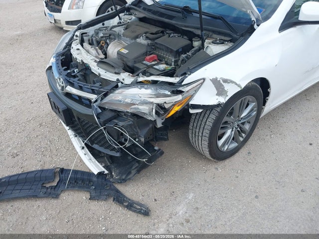 45154433 :رقم المزاد ، 4T1BF1FK3HU314716 vin ، 2017 Toyota Camry Se مزاد بيع
