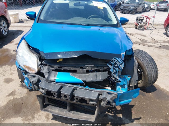 2014 Ford Focus Se მანქანა იყიდება აუქციონზე, vin: 1FADP3F22EL105948, აუქციონის ნომერი: 45154441