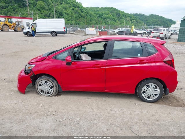 45154449 :رقم المزاد ، 3HGGK5H49KM735848 vin ، 2019 Honda Fit Lx مزاد بيع
