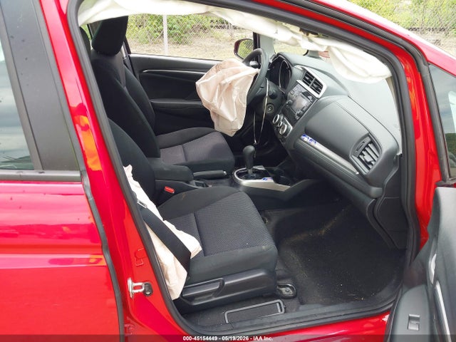 45154449 :رقم المزاد ، 3HGGK5H49KM735848 vin ، 2019 Honda Fit Lx مزاد بيع