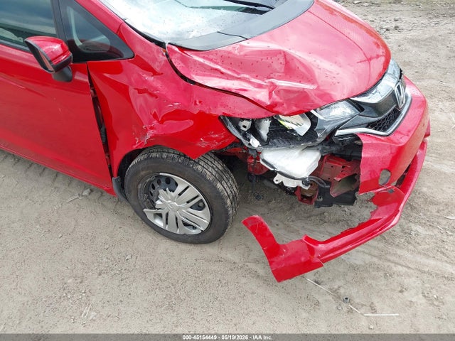 45154449 :رقم المزاد ، 3HGGK5H49KM735848 vin ، 2019 Honda Fit Lx مزاد بيع
