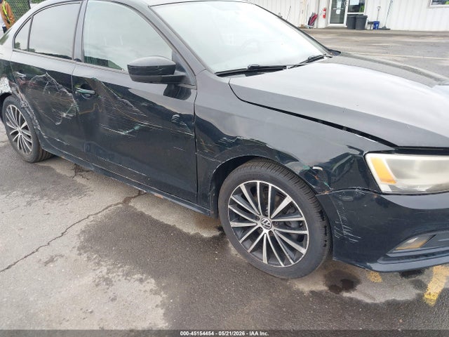 Продаж на аукціоні авто 2016 Volkswagen Jetta 1.8t Sport, vin: 3VWD17AJ1GM257641, номер лоту: 45154454
