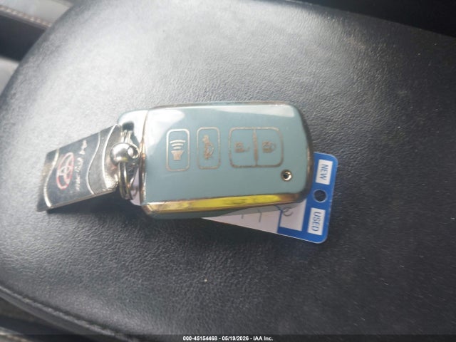 Toyota Rav4 Limited 2018 JTMDFREV2JJ188539 Image 11
