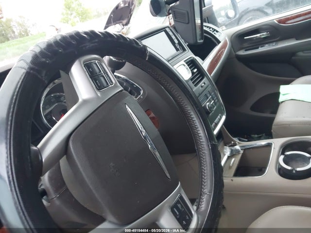 Продаж на аукціоні авто 2016 Chrysler Town & Country Touring-l Anniversary Edition, vin: 2C4RC1CG7GR221124, номер лоту: 45154484