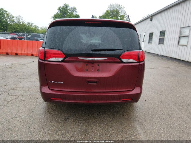 45154511 :رقم المزاد ، 2C4RC1CG7NR131081 vin ، 2022 Chrysler Voyager Lx مزاد بيع