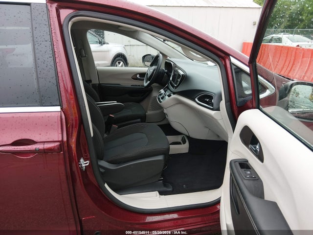 45154511 :رقم المزاد ، 2C4RC1CG7NR131081 vin ، 2022 Chrysler Voyager Lx مزاد بيع