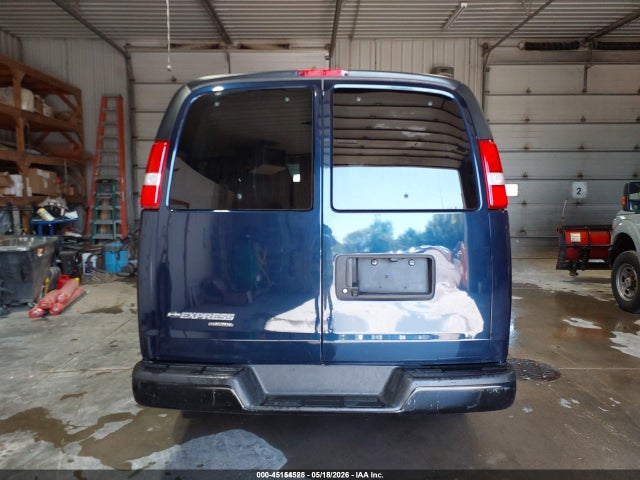 45154525 :رقم المزاد ، 1GNWGPFG8F1268856 vin ، 2015 Chevrolet Express 2500 Ls مزاد بيع