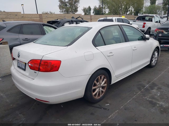 2014 Volkswagen Jetta 1.8t Se მანქანა იყიდება აუქციონზე, vin: 3VWD17AJ2EM371659, აუქციონის ნომერი: 45154547