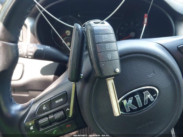 45154573 :رقم المزاد ، 5XYPGDA39GG104663 vin ، 2016 Kia Sorento 2.4l Lx مزاد بيع