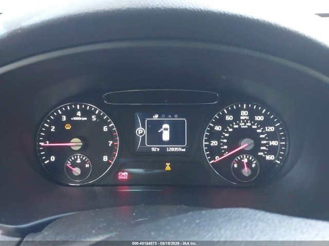 45154573 :رقم المزاد ، 5XYPGDA39GG104663 vin ، 2016 Kia Sorento 2.4l Lx مزاد بيع