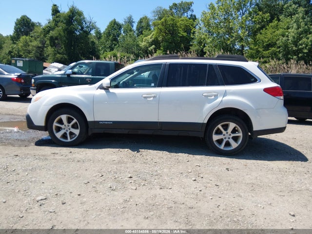 Продажа на аукционе авто 2014 Subaru Outback 2.5i Premium, vin: 4S4BRCCCXE3322166, номер лота: 45154586