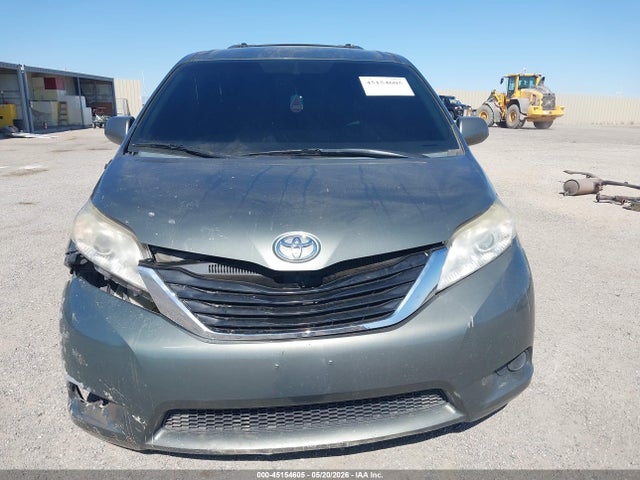2014 Toyota Sienna Le V6 8 Passenger მანქანა იყიდება აუქციონზე, vin: 5TDKK3DC9ES507072, აუქციონის ნომერი: 45154605
