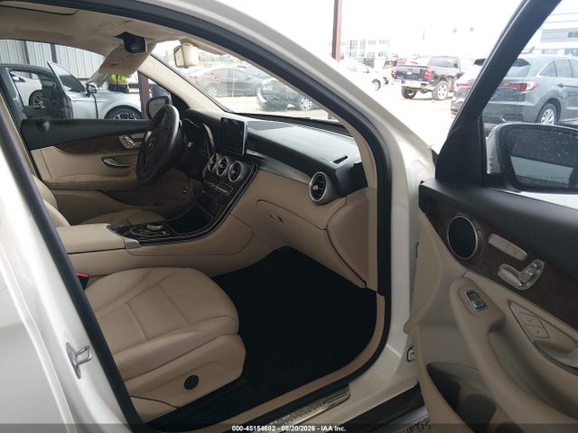 45154682 :رقم المزاد ، WDC0G4JB5JV044190 vin ، 2018 Mercedes-benz Glc 300 مزاد بيع