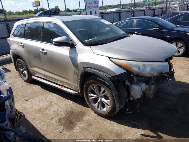 2015 Toyota Highlander Xle V6 მანქანა იყიდება აუქციონზე, vin: 5TDKKRFH6FS096839, აუქციონის ნომერი: 45154698
