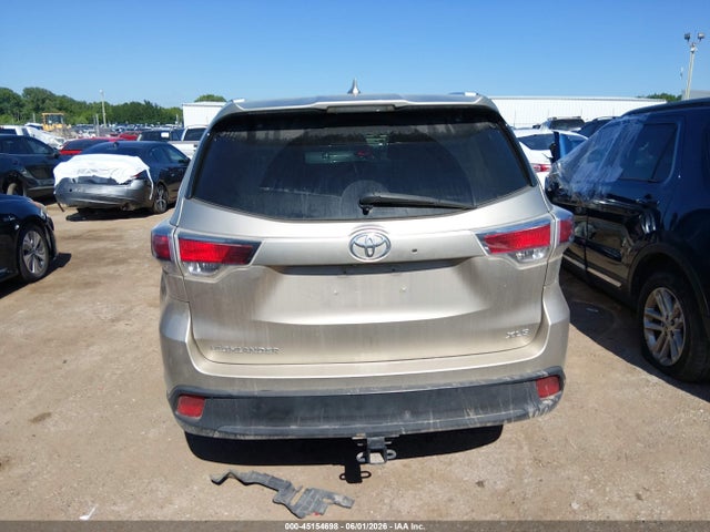 2015 Toyota Highlander Xle V6 მანქანა იყიდება აუქციონზე, vin: 5TDKKRFH6FS096839, აუქციონის ნომერი: 45154698