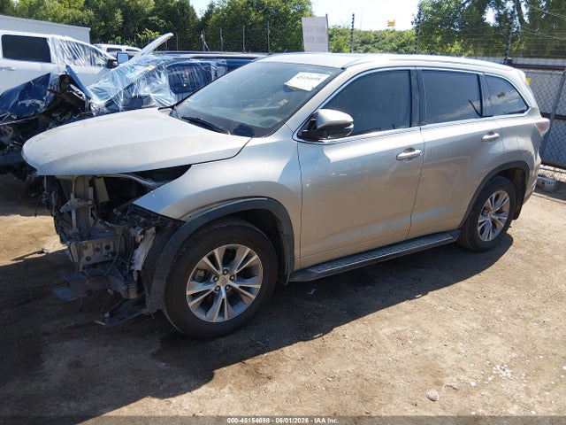 2015 Toyota Highlander Xle V6 მანქანა იყიდება აუქციონზე, vin: 5TDKKRFH6FS096839, აუქციონის ნომერი: 45154698
