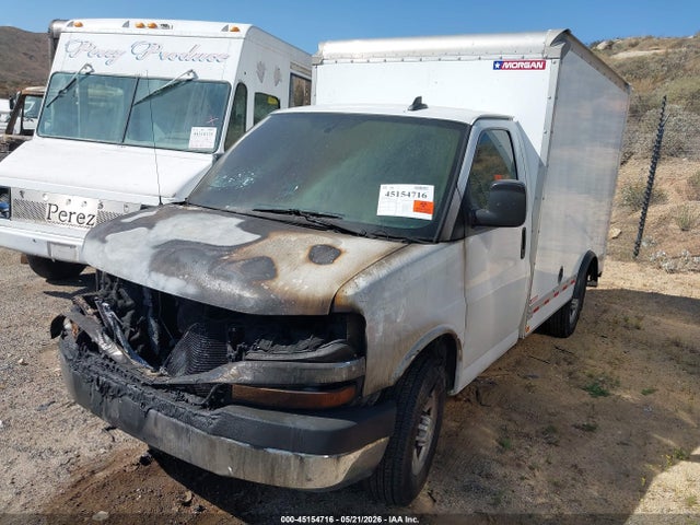 Chevrolet Express Cutaway Work Van 2021 1GB0GRFP2M1199562 Image 2