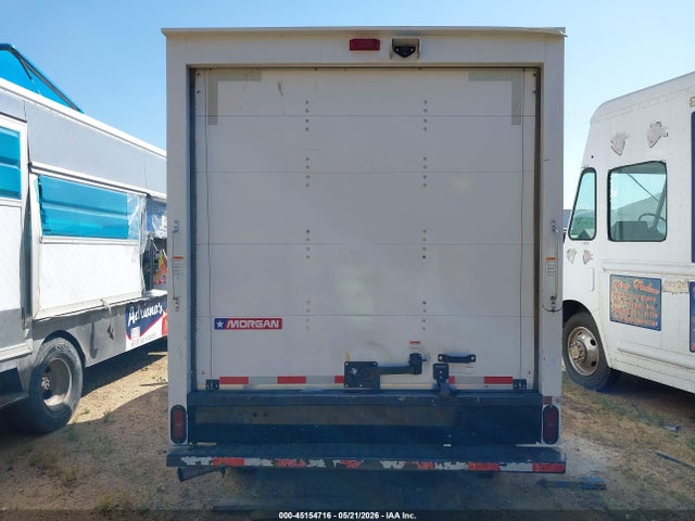 Chevrolet Express Cutaway Work Van 2021 1GB0GRFP2M1199562 Image 8