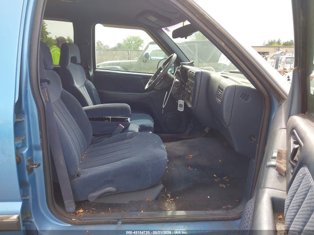 1997 Chevrolet Blazer Ls მანქანა იყიდება აუქციონზე, vin: 1GNDT13W2VK181913, აუქციონის ნომერი: 45154720