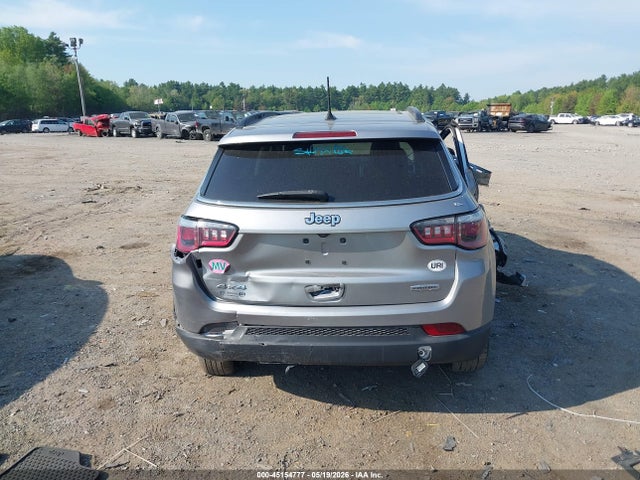 2017 Jeep New Compass Latitude 4x4 მანქანა იყიდება აუქციონზე, vin: 3C4NJDBB7HT660415, აუქციონის ნომერი: 45154777