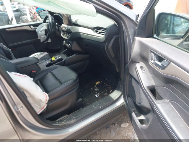 1FMCU0CZ0MUA29696 Ford Escape Sel Hybrid