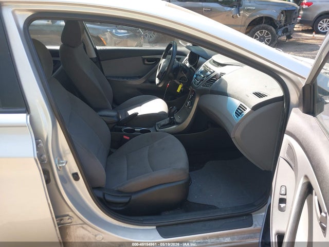 45154961 :رقم المزاد ، 5NPDH4AE0GH784639 vin ، 2016 Hyundai Elantra Se مزاد بيع