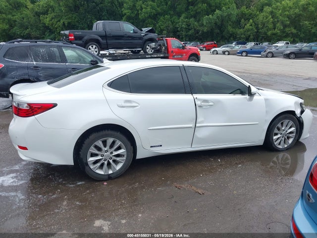 45155031 :رقم المزاد ، JTHBW1GG6D2028667 vin ، 2013 Lexus Es 300h مزاد بيع