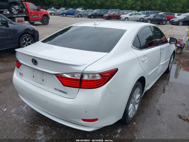 45155031 :رقم المزاد ، JTHBW1GG6D2028667 vin ، 2013 Lexus Es 300h مزاد بيع
