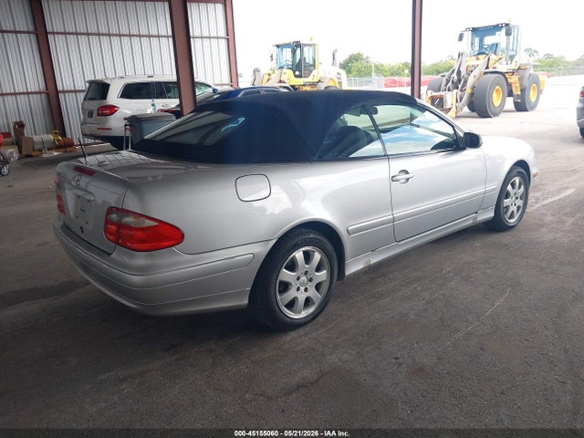 45155060 :رقم المزاد ، WDBLK65G8YT038584 vin ، 2000 Mercedes-benz Clk 320 مزاد بيع