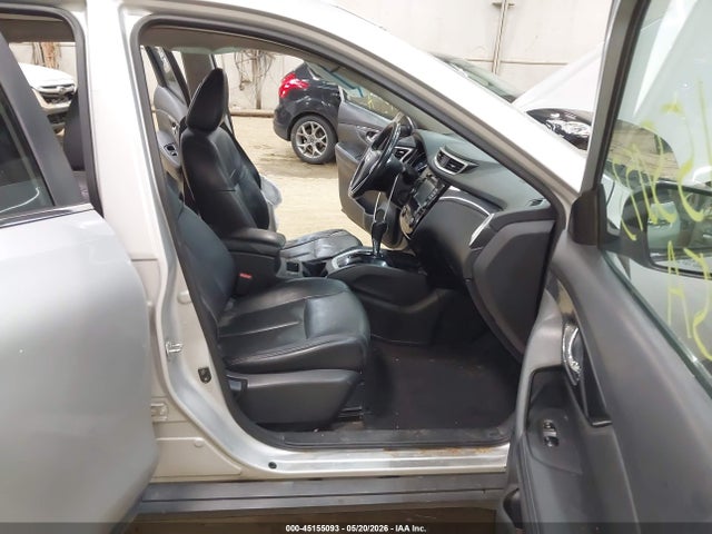 45155093 :رقم المزاد ، 5N1AT2MV3FC803272 vin ، 2015 Nissan Rogue Sl مزاد بيع