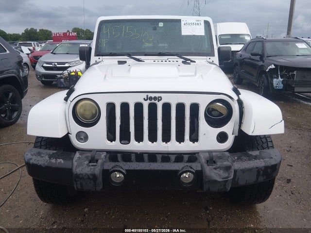 45155103 :رقم المزاد ، 1C4BJWEG4EL216177 vin ، 2014 Jeep Wrangler Unlimited Polar Edition مزاد بيع