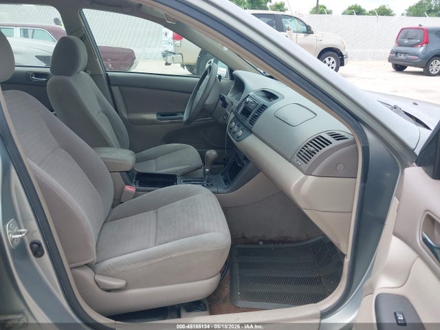 45155134 :رقم المزاد ، 4T1BE32K75U551497 vin ، 2005 Toyota Camry Le مزاد بيع