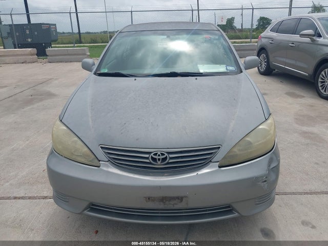45155134 :رقم المزاد ، 4T1BE32K75U551497 vin ، 2005 Toyota Camry Le مزاد بيع