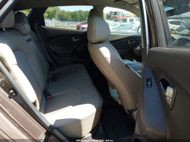 2014 Hyundai Tucson Se მანქანა იყიდება აუქციონზე, vin: KM8JUCAG1EU844890, აუქციონის ნომერი: 45155171